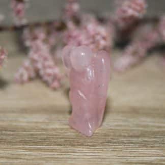 ange en quartz rose